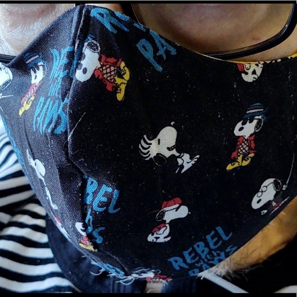 NWT Peanuts Snoopy Rebel with Paws Mask all sizes